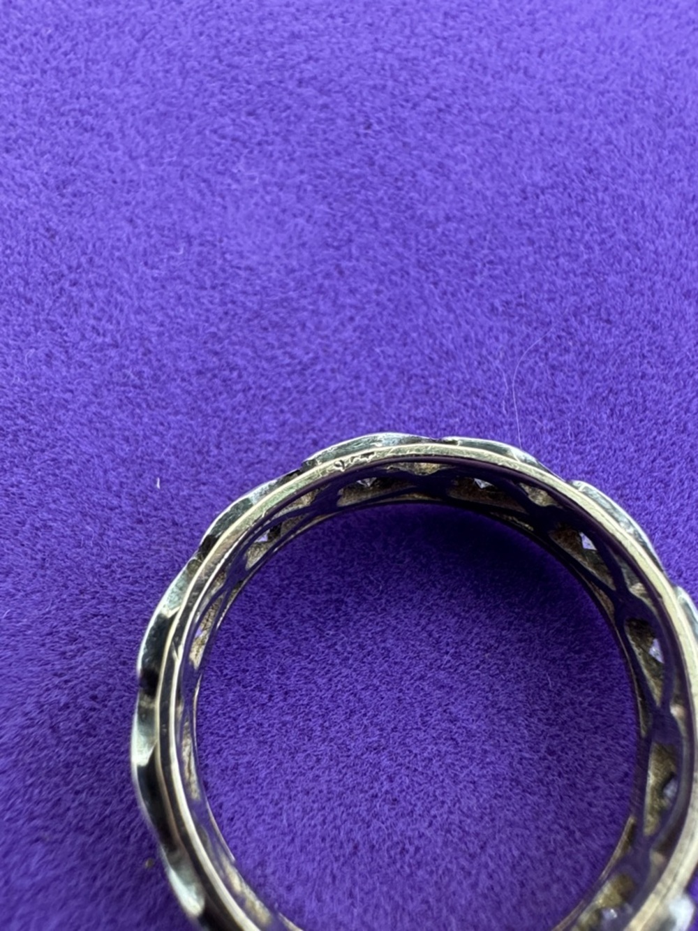 💛 Vintage 9k Gold & 925 Heart & Diamond Paste Band Ring | Heirloom Chic - Picture 3 of 6